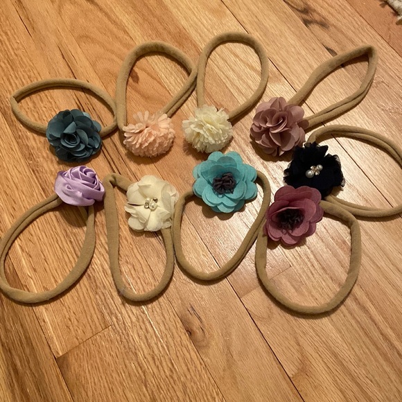 Baby Girl Flower Headbands - Picture 1 of 5